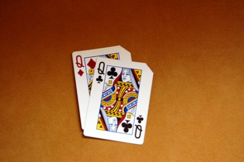 Pocket-Queens-QQ